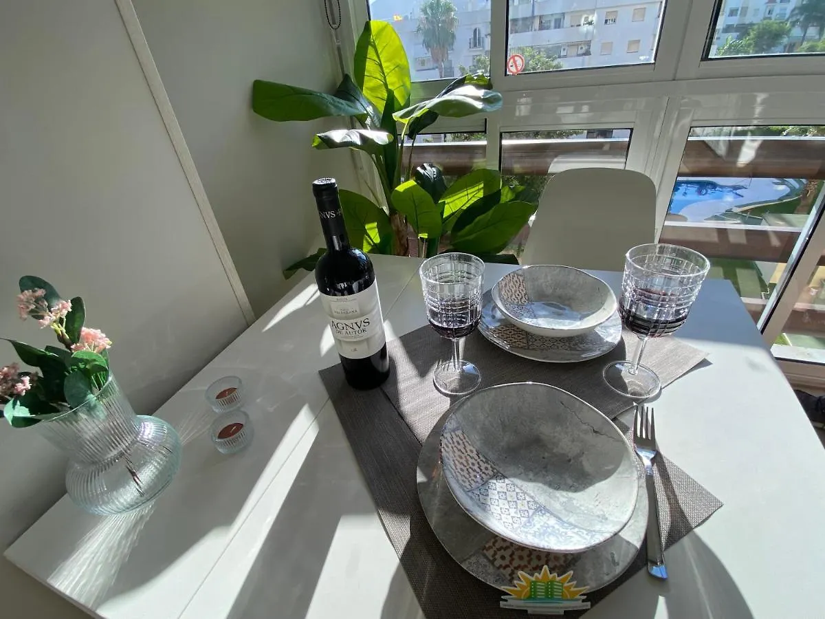 Apartamentos Naciones playa Benalmádena